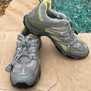 Ecco Hiking Shoe Size 7-7.5